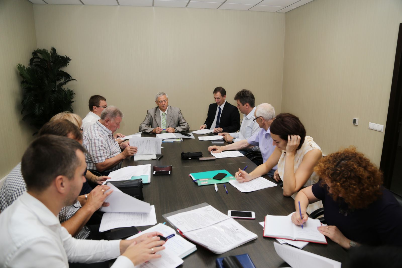  П.А. Рожков в офисе ПКР провел заседание Комиссии по аттестации главных и старших тренеров спортивных сборных команд Российский Федерации по летним и зимним дисциплинам спорта лиц с ПОДА