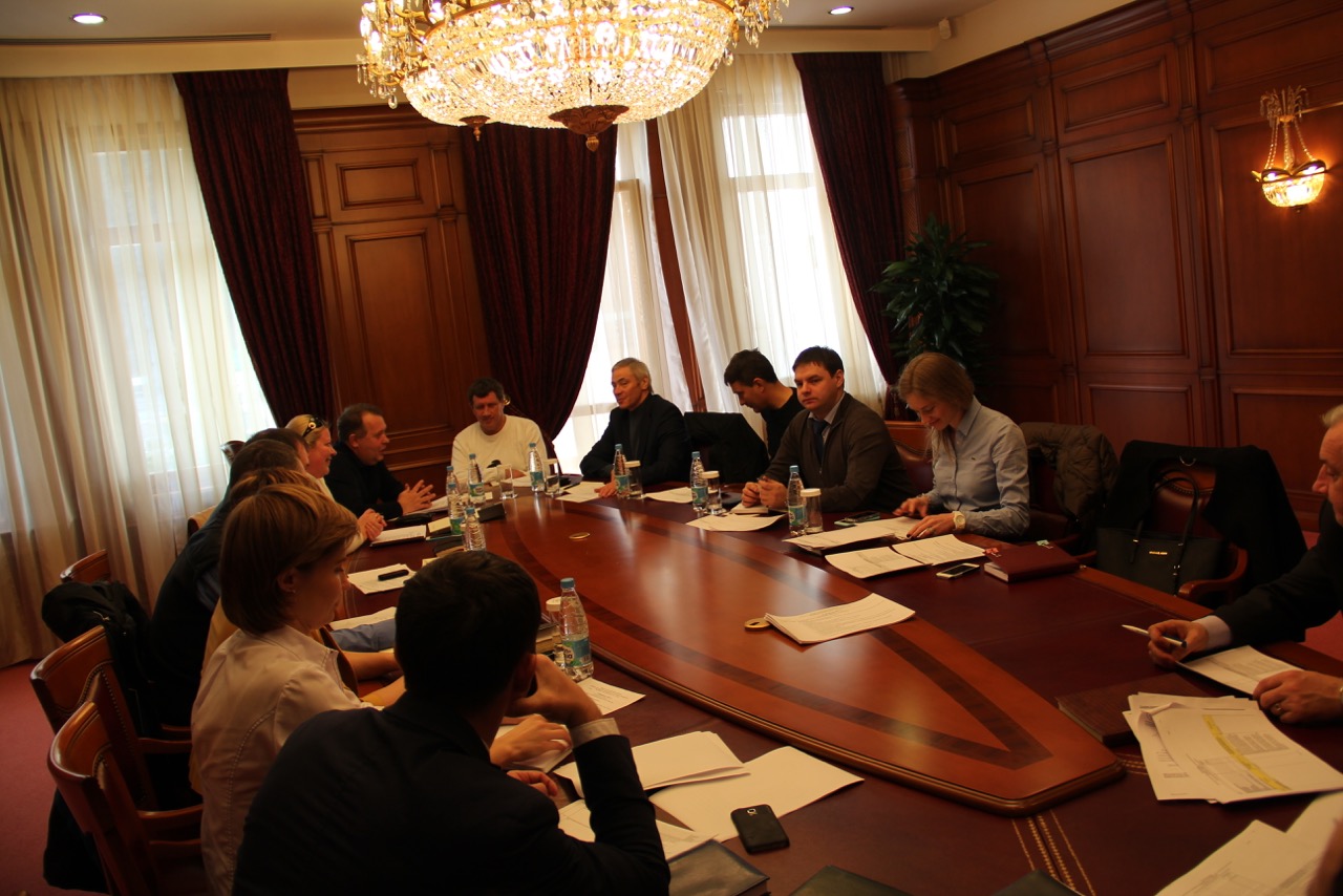 На Красной поляне в г. Сочи состоялась рабочее совещание П.А. Рожкова и заместителя директора филиала ООО «Свод Интернешнл» В.И. Осиповым