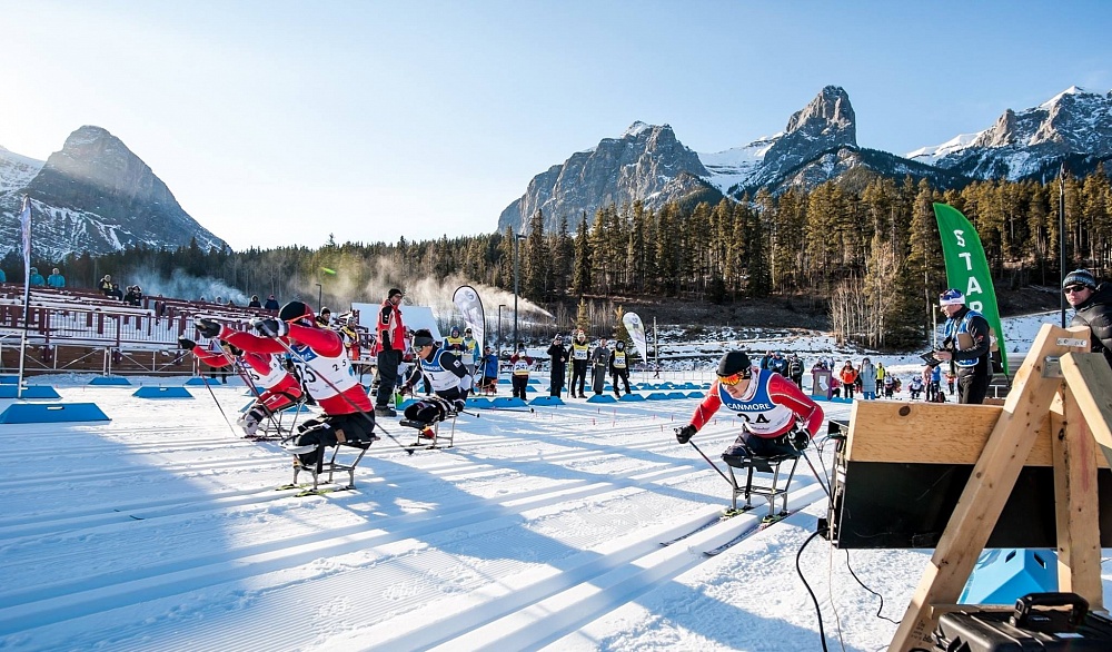 Российские спортсмены с ПОДА выиграли 3 старта из 4 в третий соревновательный день Кубка мира по лыжным гонкам и биатлону среди лиц с ПОДА в Канаде