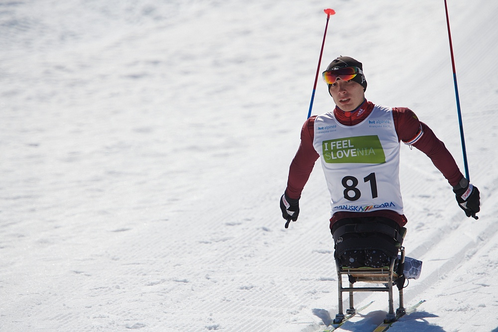        13 золотых, 8 серебряных и 12 бронзовых медалей завоевала сборная России по итогам четырех дней Кубка мира по паралимпийским лыжным гонкам и биатлону в Словении      