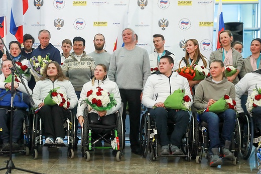 Российская паралимпийская команда вернулась из Пхенчхана после выступления на XII Паралимпийских зимних играх 2018 года