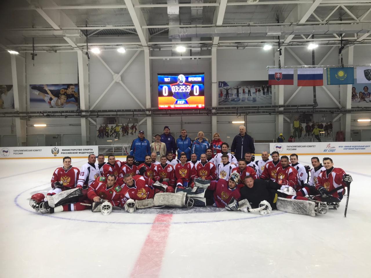        В Сочи состоится III Кубок Континента по следж-хоккею      