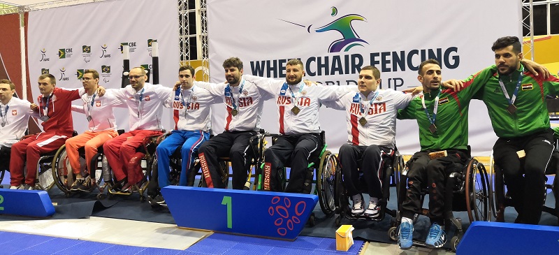 1 золотую, 5 серебряных и 8 бронзовых медалей завоевала сборная команда России по фехтованию на колясках на Кубке мира в Бразилии