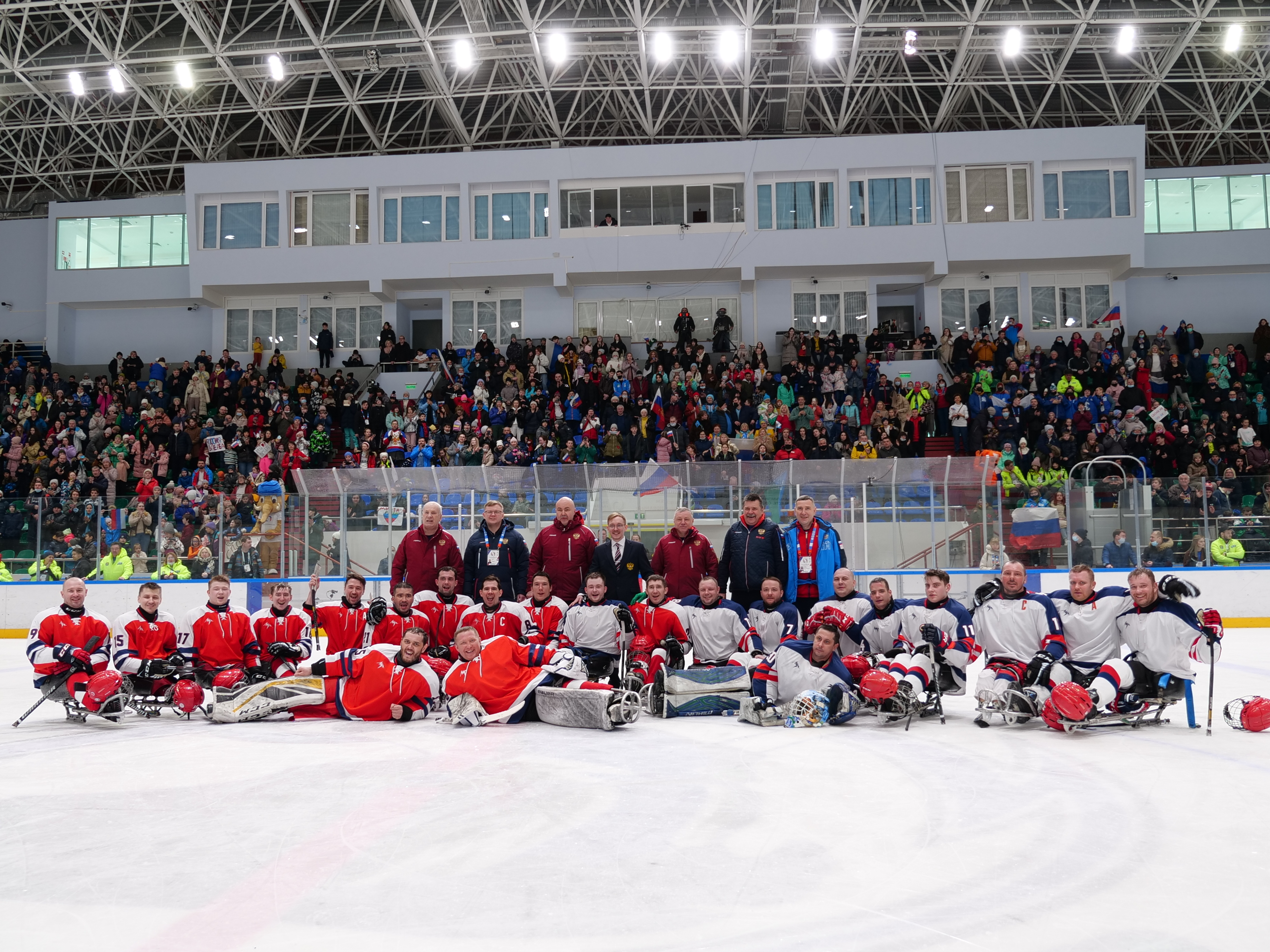 ПКР и БК Фонбет 28 июля на ЦСКА Арена проведут Гала-матч сборной России по следж-хоккею и матч Звезд с участием Олимпийских чемпионов, спортсменов КХЛ и НХЛ