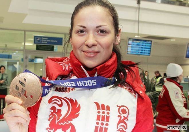 Поздравление Президента Федерации Л.Н. Селезнева бронзовому призёру Паралимпийских игр по лыжным гонкам и биатлону спорта лиц с поражением опорно-двигательного аппарата, Заслуженному мастеру спорта М.А. Зайнуллиной в связи с днем рождения