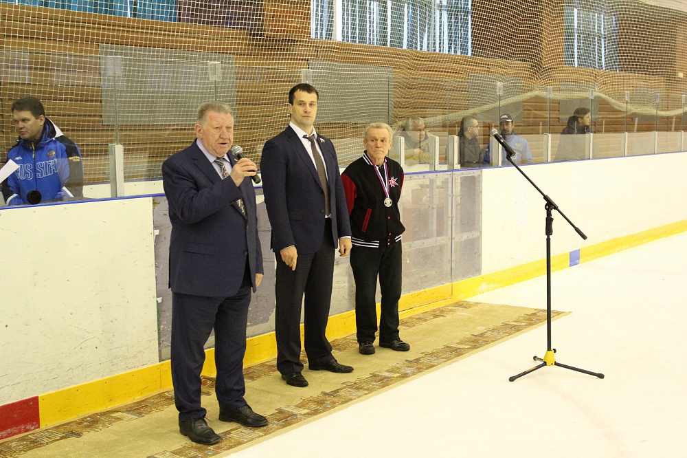 Л.Н. Селезнев в г. Алексине на РУТБ «Ока» принял участие в церемониях награждения  и закрытия чемпионата России по следж-хоккею