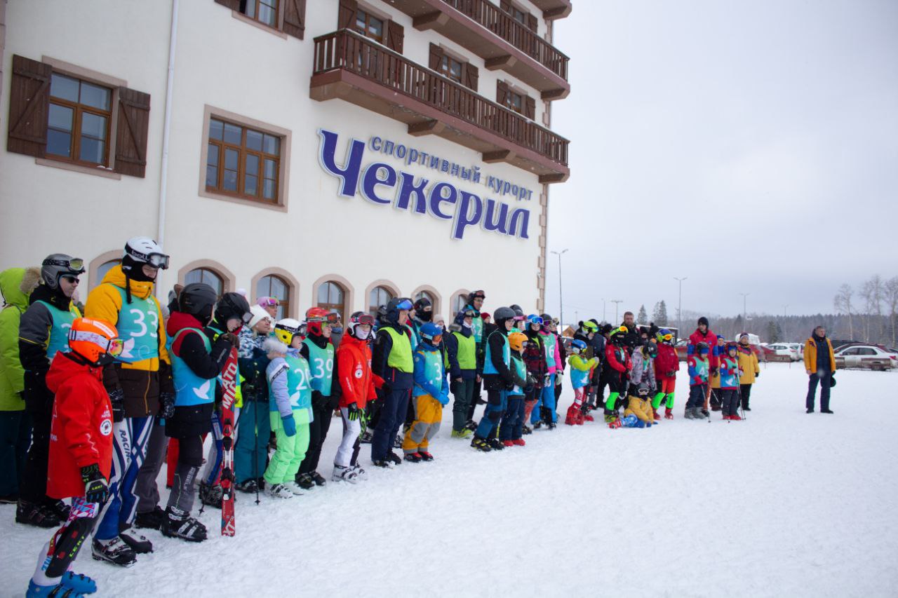 6-7 марта в городе Ижевске на ЧЕКЕРИЛ - Спортивный курорт прошли Открытые Республиканских соревнования по адаптивному горнолыжному спорту "УДМУРТСКАЯ КАПЕЛЬ".