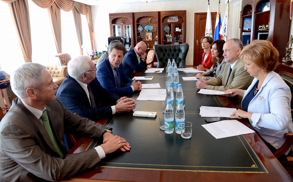 П.А. Рожков в офисе ОКР принял участие в заседании Учредителей РУСАДА, на котором был утвержден новый генеральный директор организации