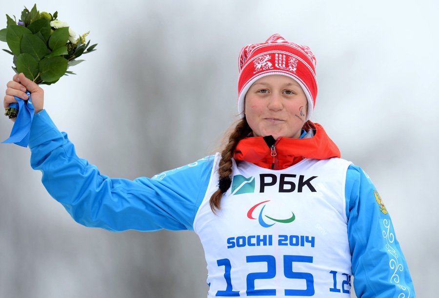 Поздравление Президента Федерации Л.Н. Селезнева 2-кратному бронзовому призеру Паралимпийских игр по лыжным гонкам и биатлону спорта лиц с поражением опорно-двигательного аппарата, Заслуженному мастеру спорта Н.А. Братюк в связи с днем рождения