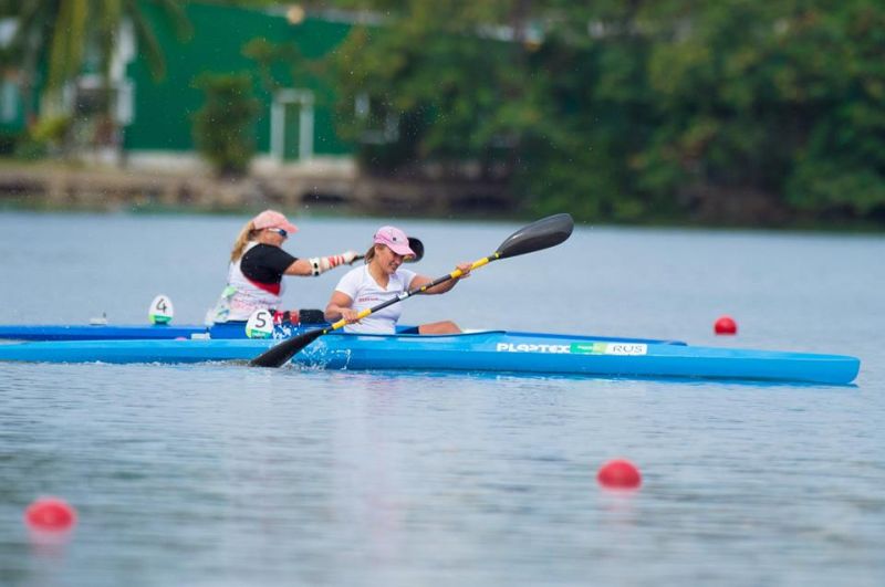 Спортсмены из 10 регионов вышли на старт чемпионата России по гребле на байдарках и каноэ на гребном канале «Крылатское»