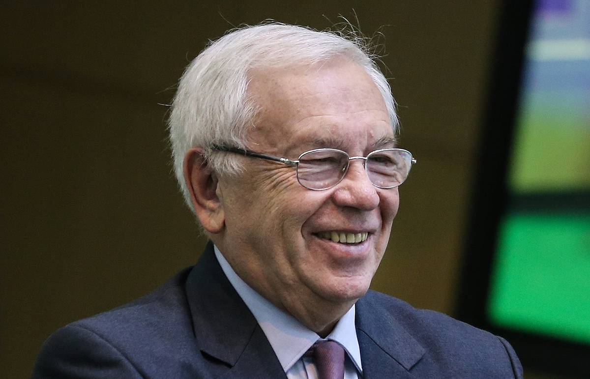 Всероссийская Федерация спорта лиц с ПОДА поздравляет руководителя МВК по развитию адаптивной физической культуры и спорта Совета при Президенте РФ по развитию физической культуры и спорта В.П. Лукина с Юбилеем!