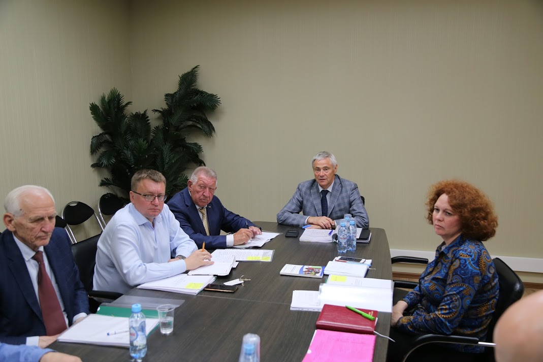 П.А. Рожков в офисе ПКР провел заседание Комиссии по аттестации старших тренеров спортивных сборных команд России по зимним дисциплинам спорта лиц с ПОДА