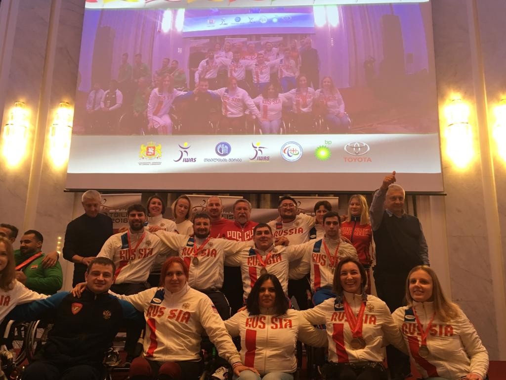 Сборная команда России по фехтованию на колясках завоевала 2 золотые, 4 серебряные и 6 бронзовых медалей на этапе Кубка мира в Грузии