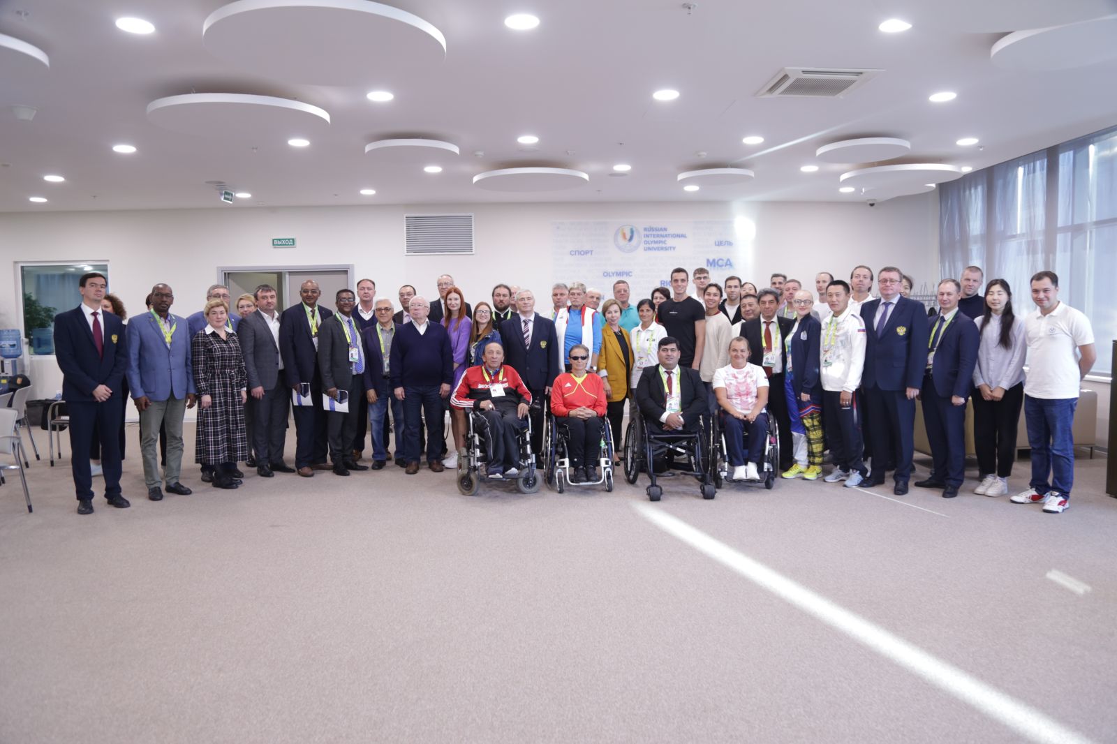        Студенты РМОУ встретились с руководителями Паралимпийского комитета России и известными паралимпийцами      