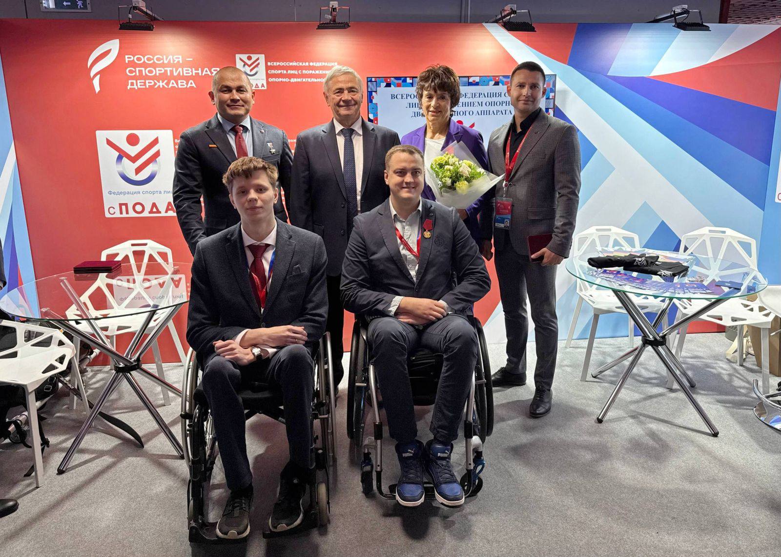 В Самаре в рамках международного форума «Россия – спортивная держава» состоялось вручение государственных наград Российской Федерации спортсменам и тренерам по итогам XVII Паралимпийских игр 2024 года в Париже