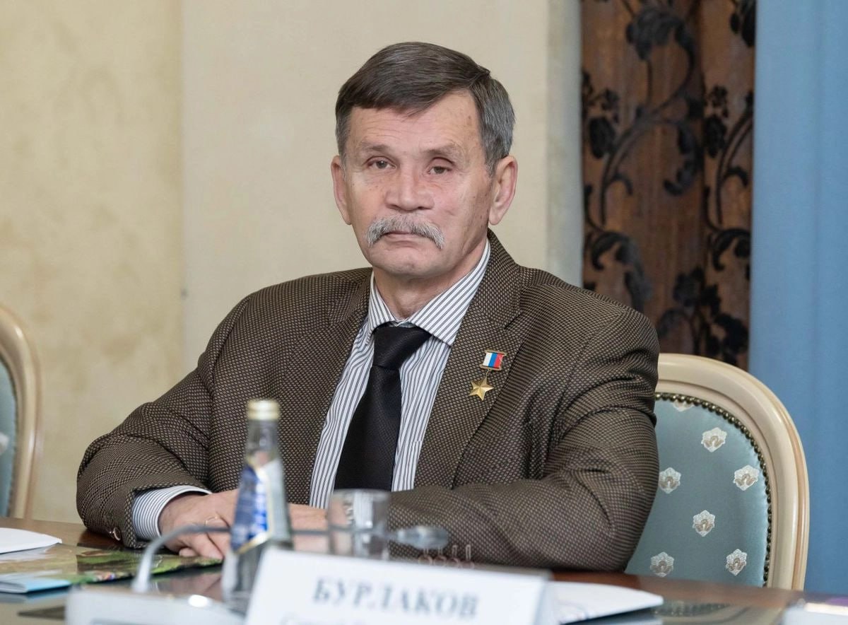 Уважаемый Вячеслав Алексеевич! От всего сердца поздравляем Вас с замечательным юбилеем - 70-летием!  