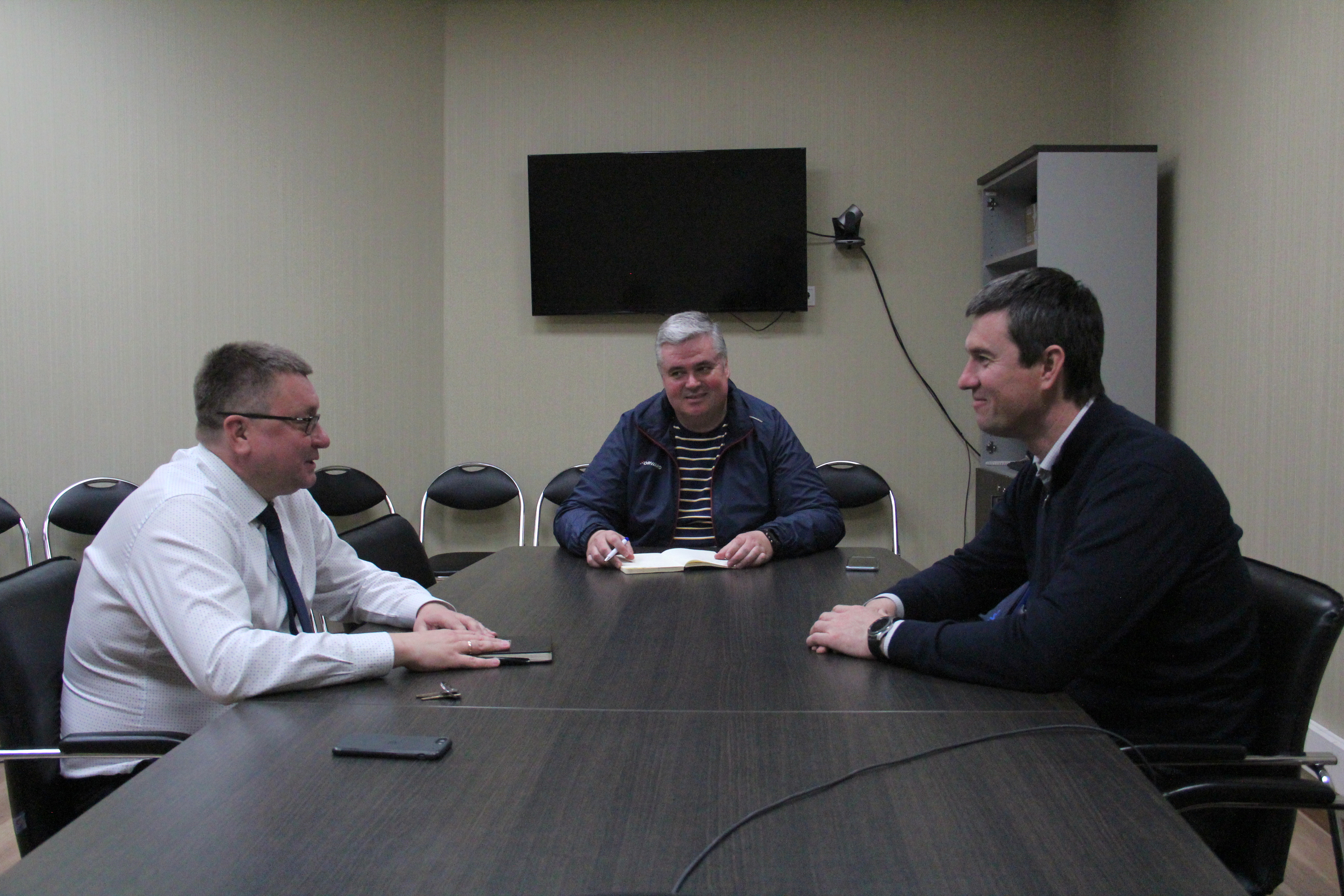 Президент Всероссийской федерации спорта лиц с поражением ОДА А.А. Строкин в офисе ПКР провел рабочую встречу с президентом Федерации гребного спорта России А.В. Свириным. 