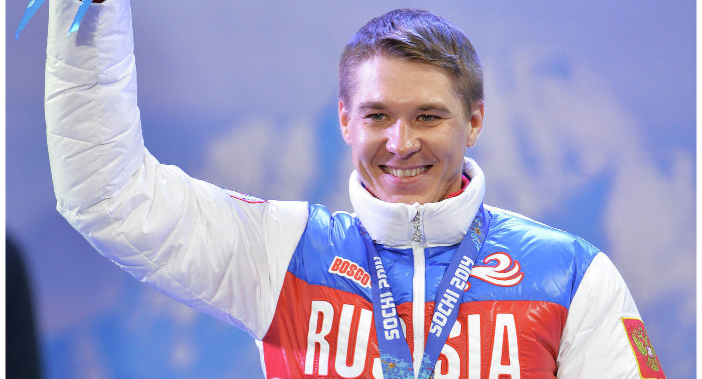 Поздравление Президента Федерации Л.Н. Селезнева серебряному призеру Паралимпийских игр по лыжным гонкам и биатлону спорта лиц с поражением опорно-двигательного аппарата, Заслуженному мастеру спорта А.В. Быченку в связи с днем рождения