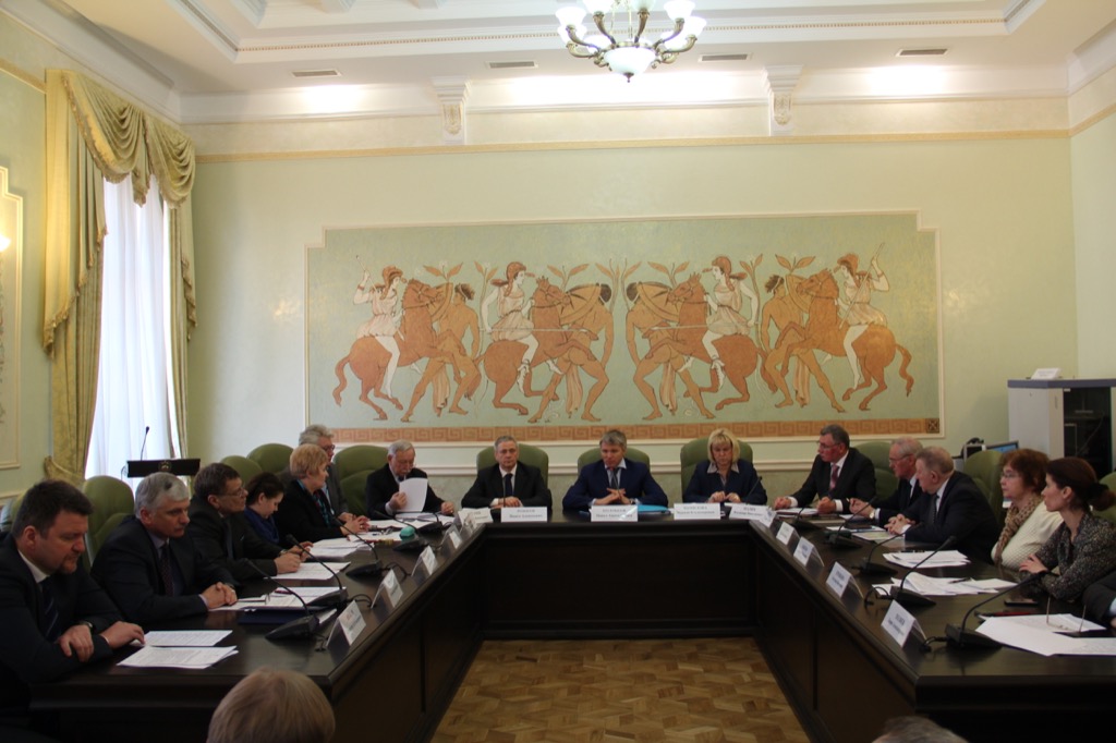 Л.Н. Селезнев и П.А. Рожков  в Минспорте России приняли участие в заседании Совета по адаптивной физической культуре и спорту под руководством П.А. Колобкова