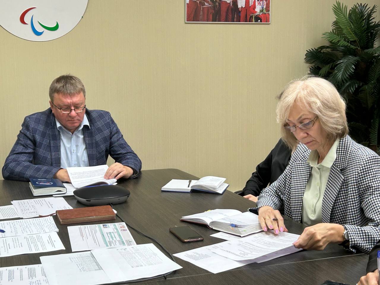 18 июня прошла Комиссия по аттестации старших тренеров спортивных сборных команд РФ по настольному теннису спорта лиц с поражением ОДА на сезон 2025г. под председательством президента Федерации ПОДА Андрея Строкина