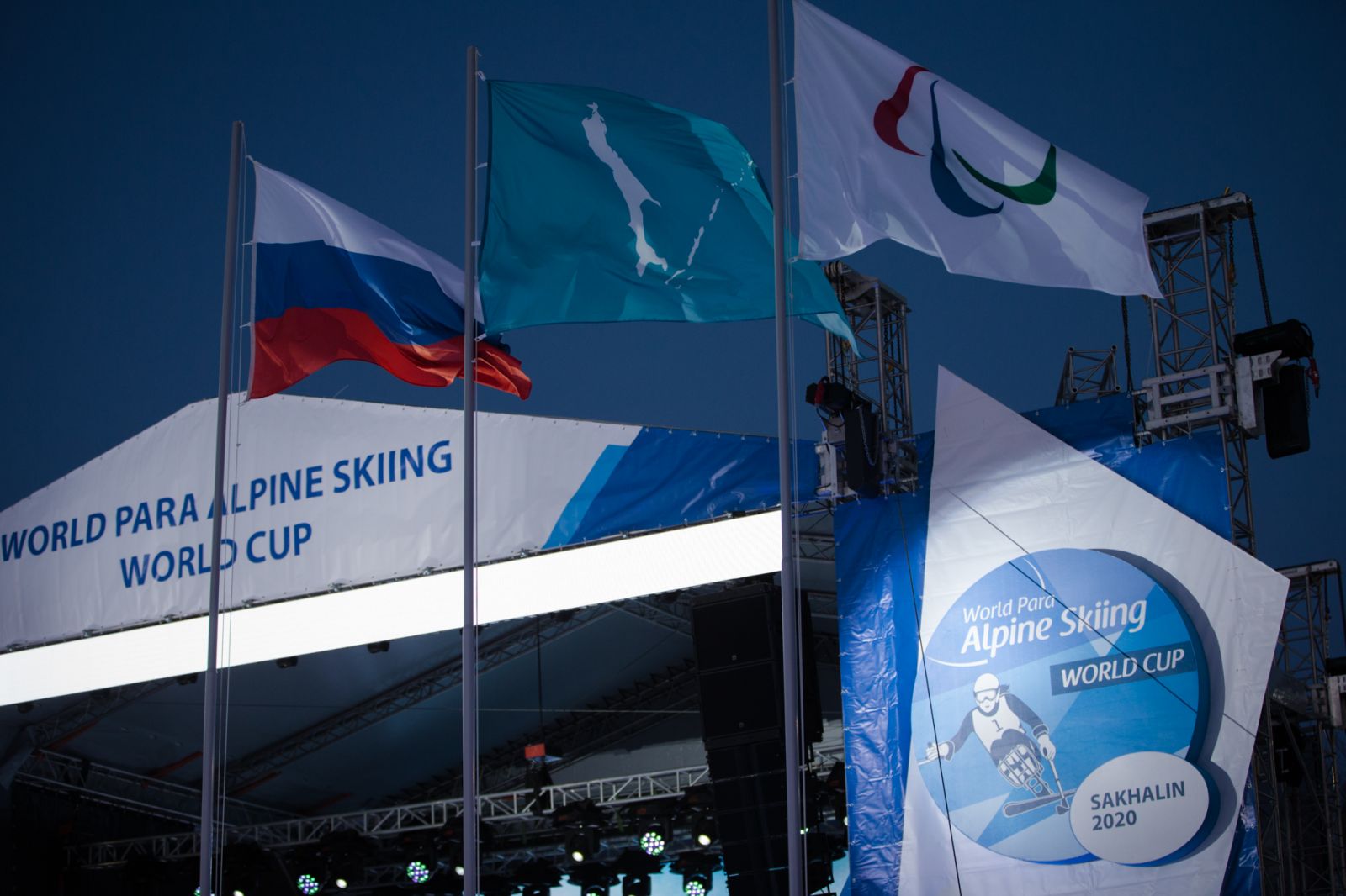 А.А. Строкин, П.А. Рожков посредством видео-конференц-связи провели переговоры с МПК по вопросу проведения Кубка мира по паралимпийскому горнолыжному спорту в Южно-Сахалинске