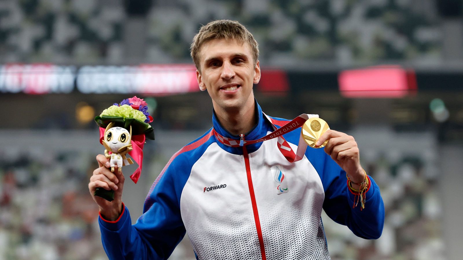        В.В. Путин поздравил победителя XVI Паралимпийских летних игр в Токио в соревнованиях по лёгкой атлетике в дисциплине бег на 100 метров Д. Сафронова      