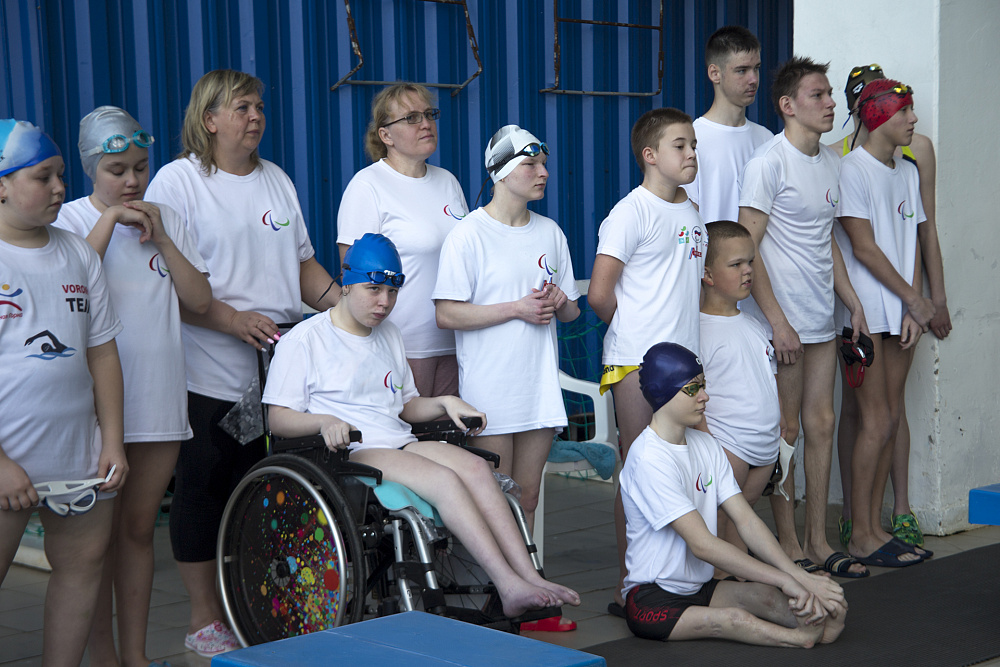 Старший тренер сборной России по плаванию спорта лиц с ПОДА Ю.А. Назаренко подвел итоги прошедших чемпионатов федеральных округов 