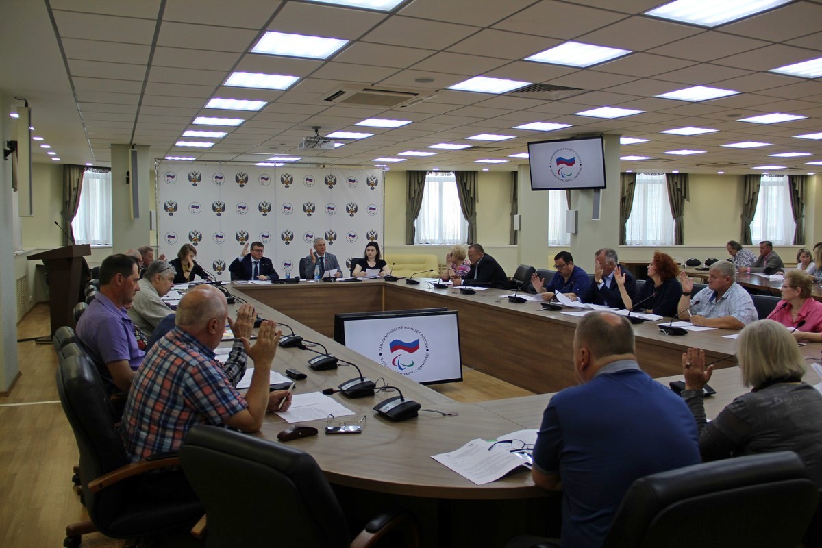 П.А. Рожков в офисе ПКР провел заседание Бюро рабочей группы ПКР по подготовке паралимпийских команд России к участию в XVI Паралимпийских летних играх 2020 г. в г. Токио