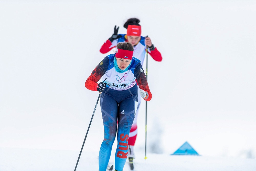 3 золотые, 4 серебряные и 3 бронзовые медали завоевала сборная России в 3-й соревновательный день Кубка мира по лыжным гонкам и биатлону МПК в Канаде