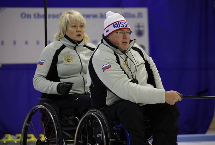 Сборная команда России по керлингу на колясках завоевала первое место на чемпионате мира в Финляндии.
