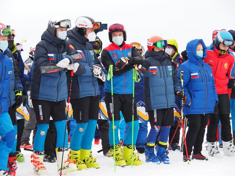 Сборная Москвы выиграла командный зачет чемпионата России по горнолыжному спорту лиц с ПОДА в Южно-Сахалинске