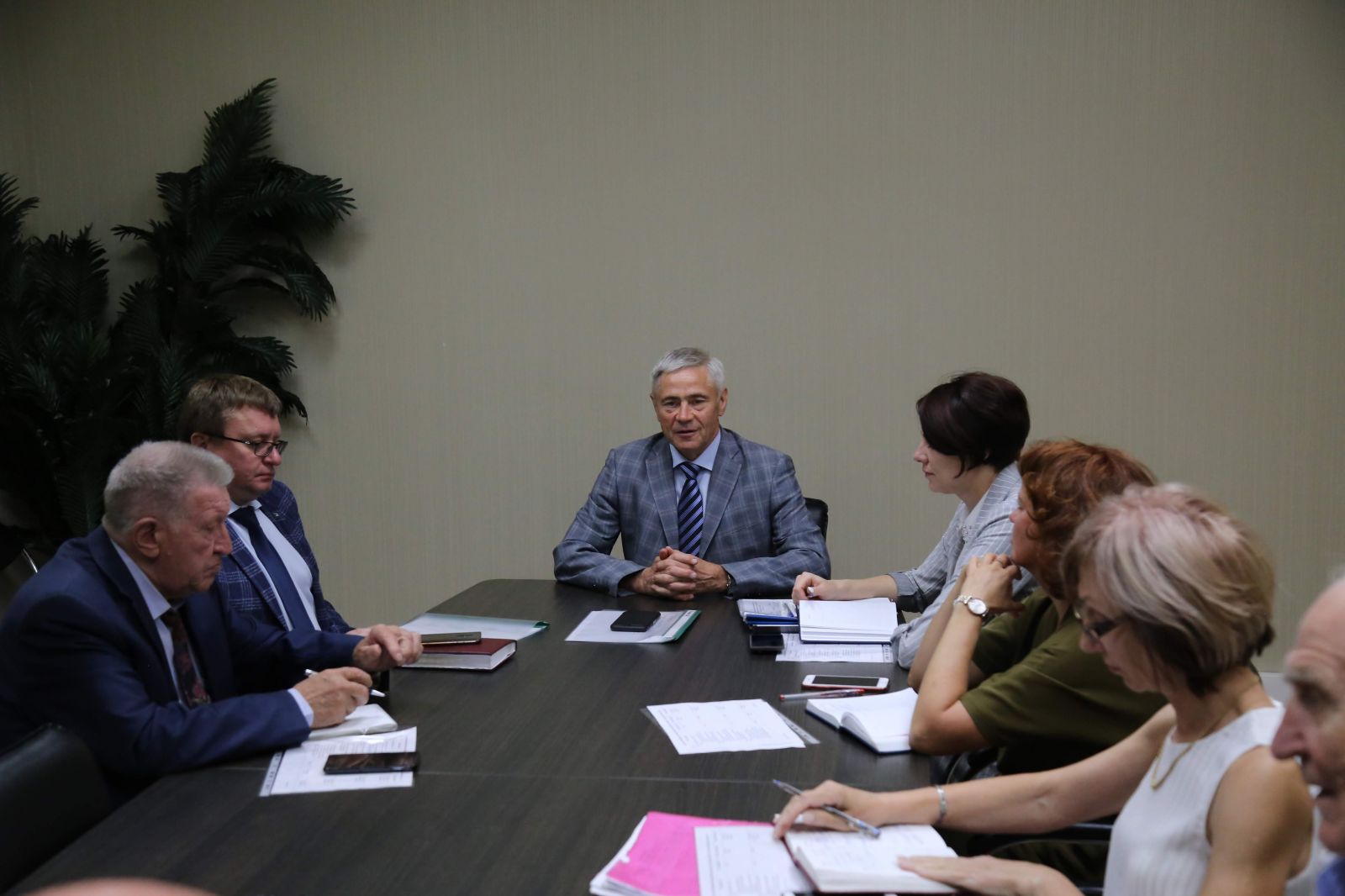 П.А. Рожков в офисе ПКР провел заседание Комиссии по аттестации старших тренеров спортивных сборных команд России по летним  дисциплинам спорта лиц с ПОДА