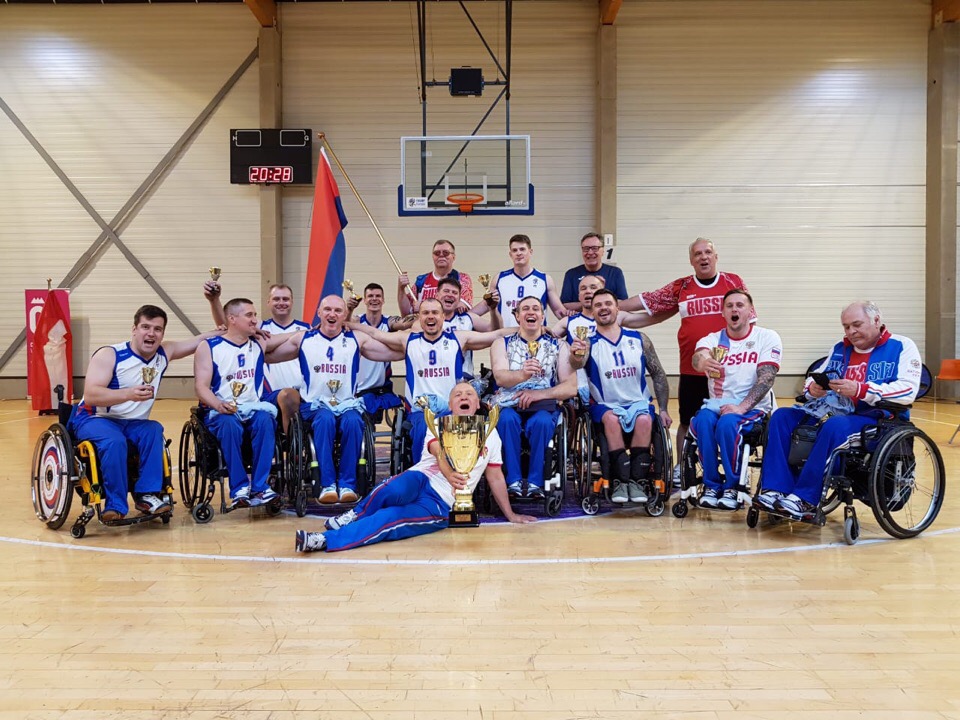   Сборная команда России по баскетболу на колясках выиграла чемпионат Европы в дивизионе В и вышла в дивизион А