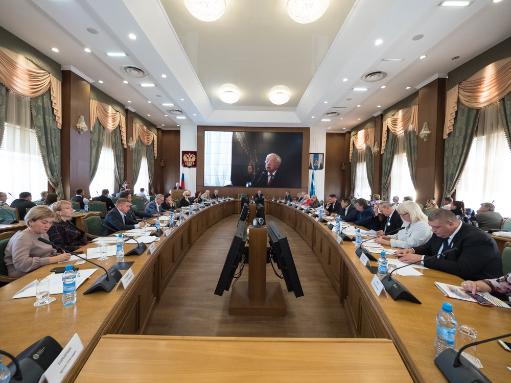 Руководители Федерации в г. Южно-Сахалинске приняли участие во Всероссийской научно-практической конференции «Проблемы развития Паралимпийского движения в субъектах РФ»