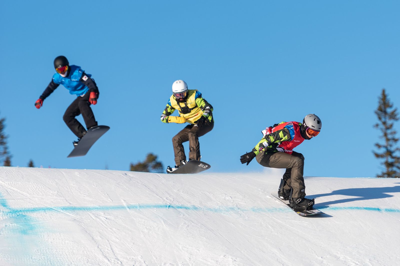 Сборная команда России по парасноуборду приняла участие в Кубках мира и Европы в Швеции