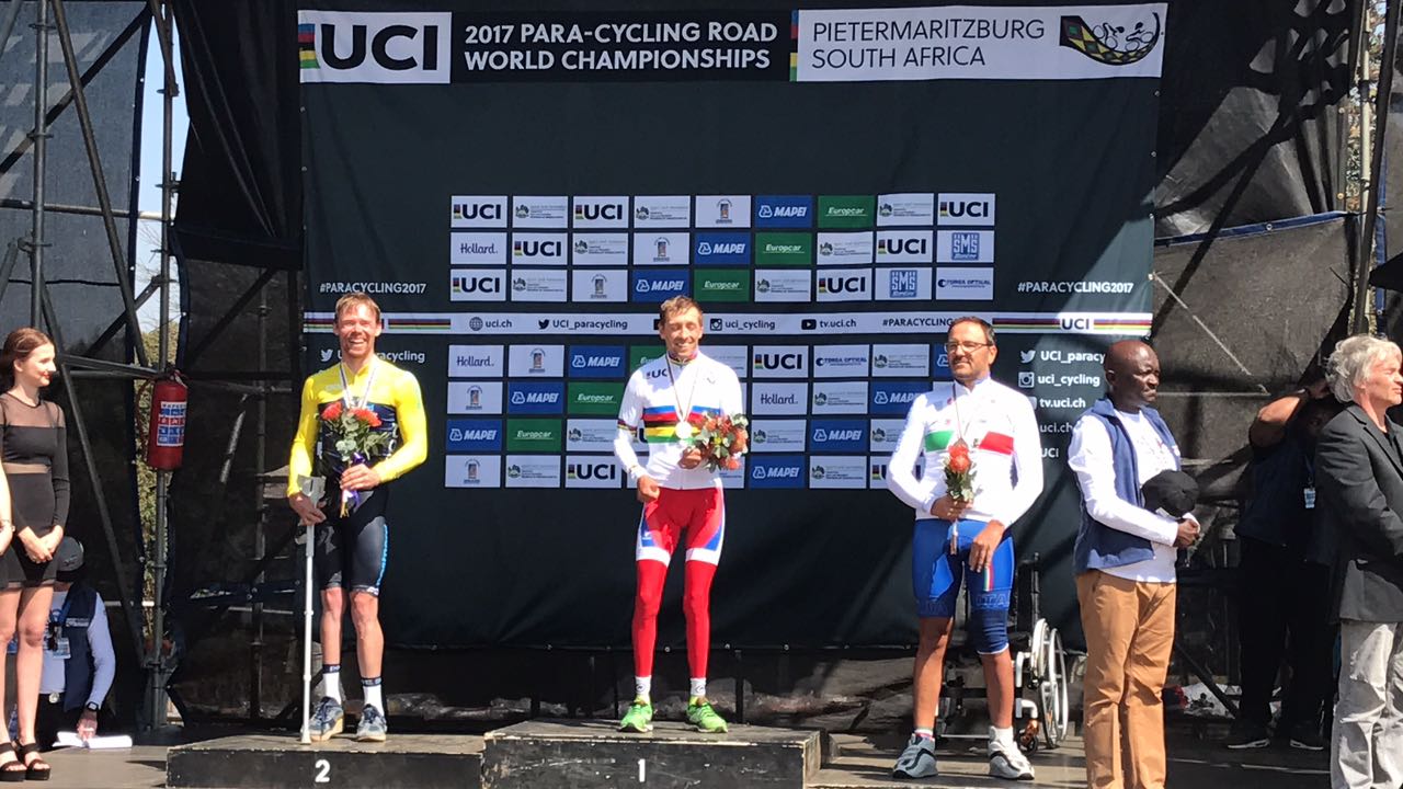 Спортсмены сборной команды России по велоспорту среди лиц с ПОДА завоевали золотую и серебряную медали в первый соревновательный  день чемпионата мира на шоссе в г. Питермарицбург (ЮАР)