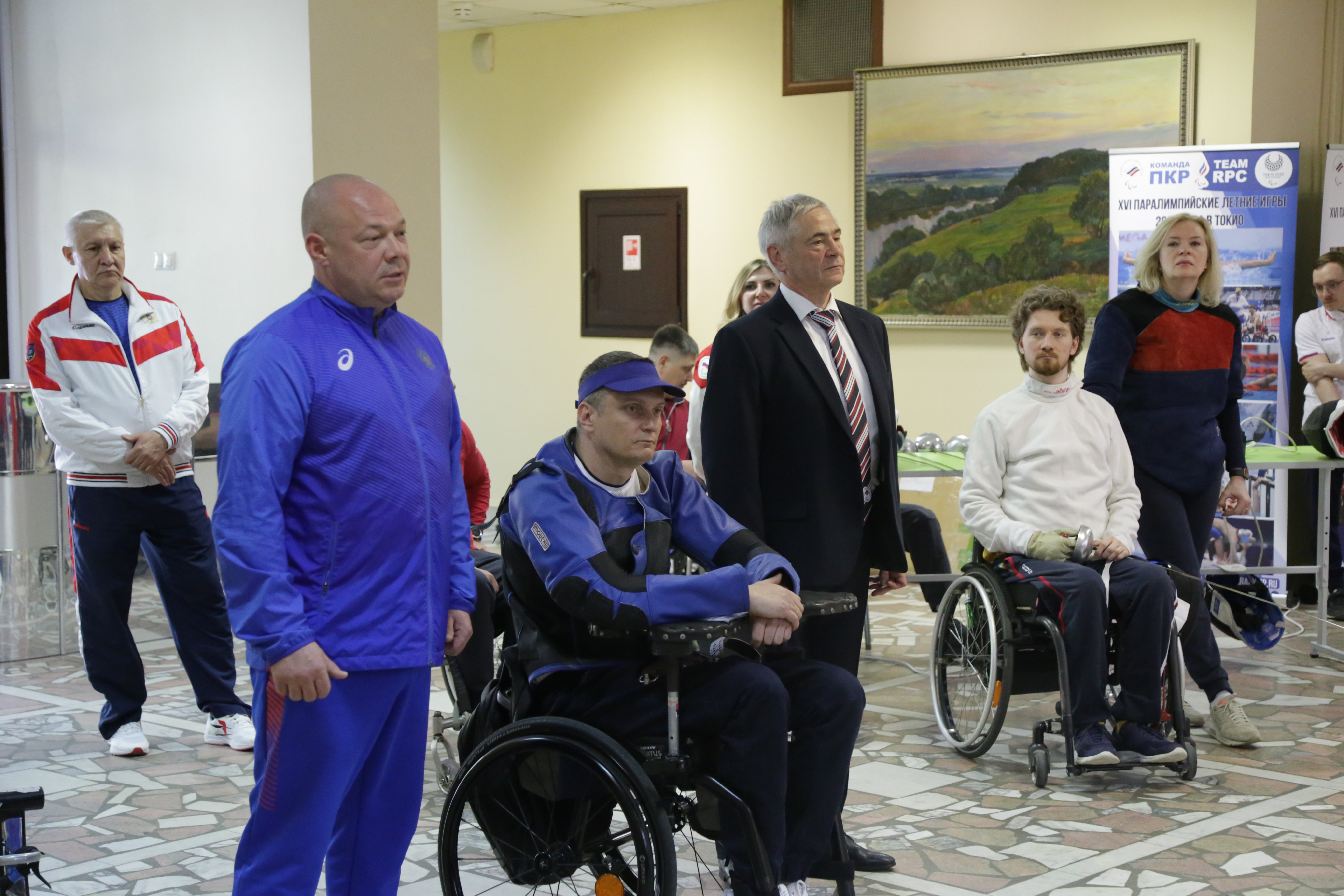 ПКР и Центр спортивной подготовки сборных команд России провели мастер-классы по адаптивным видам спорта для пациентов военного госпиталя имени А.А. Вишневского