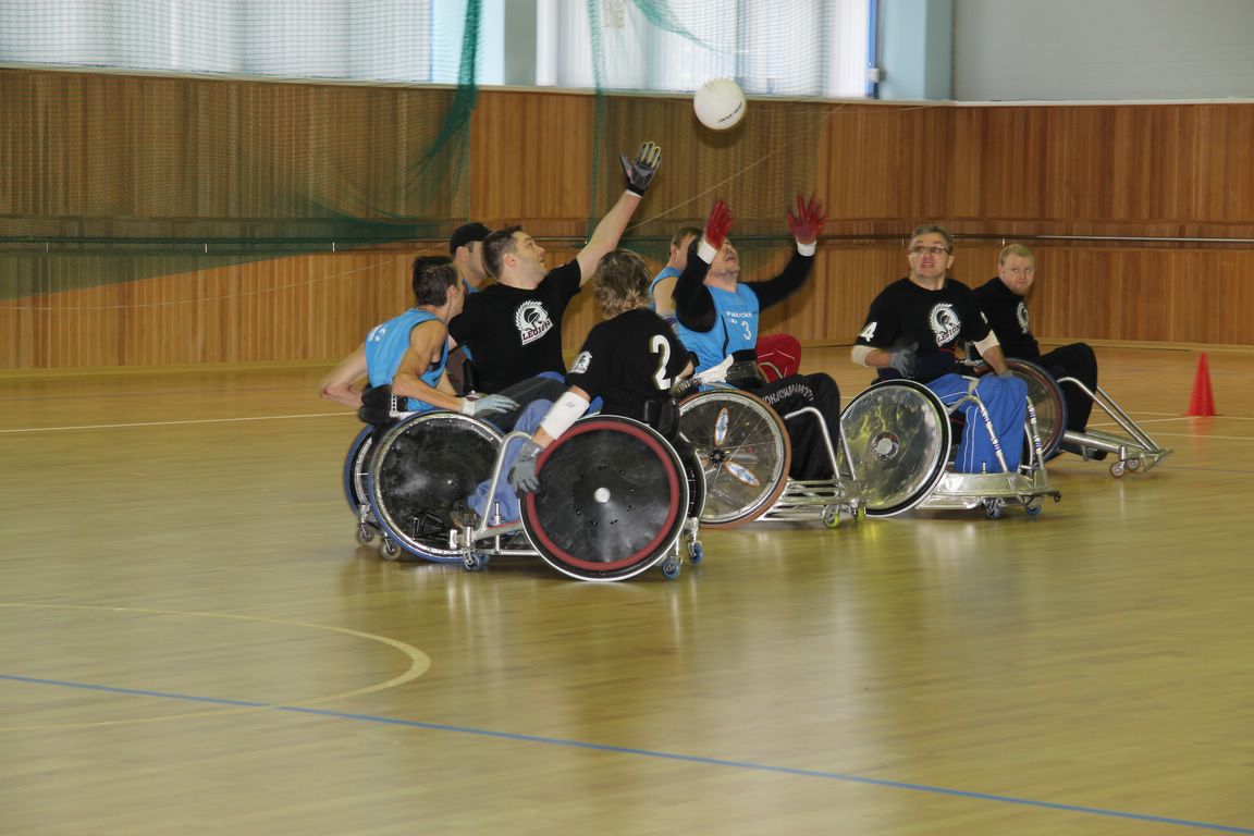 Шесть команд поспорят за победу на чемпионате России по регби на колясках в Алексине 