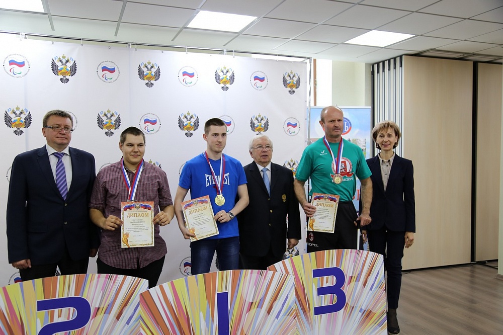 В спортивном зале офиса ПКР состоялись церемонии награждения и закрытия Традиционного фестиваля паралимпийского спорта «Парафест»