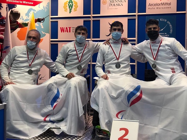 2 серебряные и 2 бронзовые медали завоевали российские спортсмены на чемпионате мира по фехтованию на колясках в «непаралимпийских» видах программы 