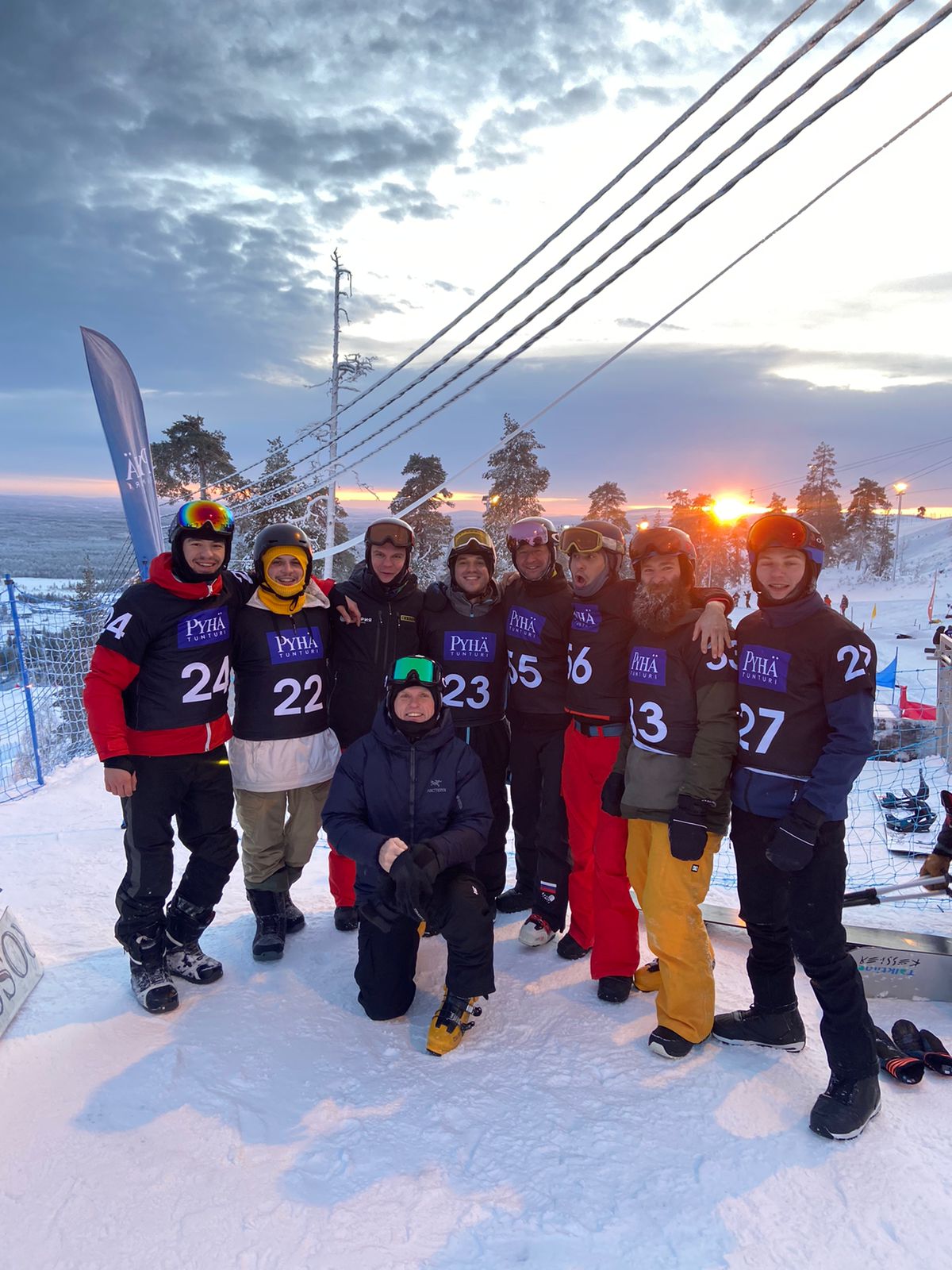 2 золотые, 3 серебряные и 3 бронзовые медали завоевали российские спортсмены на Кубке Европы по сноуборду лиц с ПОДА в Финляндии