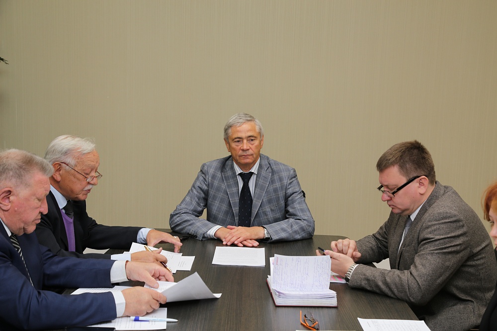 П.А. Рожков в офисе ПКР провел очередное заседание Комиссии по аттестации старших тренеров спортивных сборных команд России по зимним дисциплинам спорта лиц с ПОДА