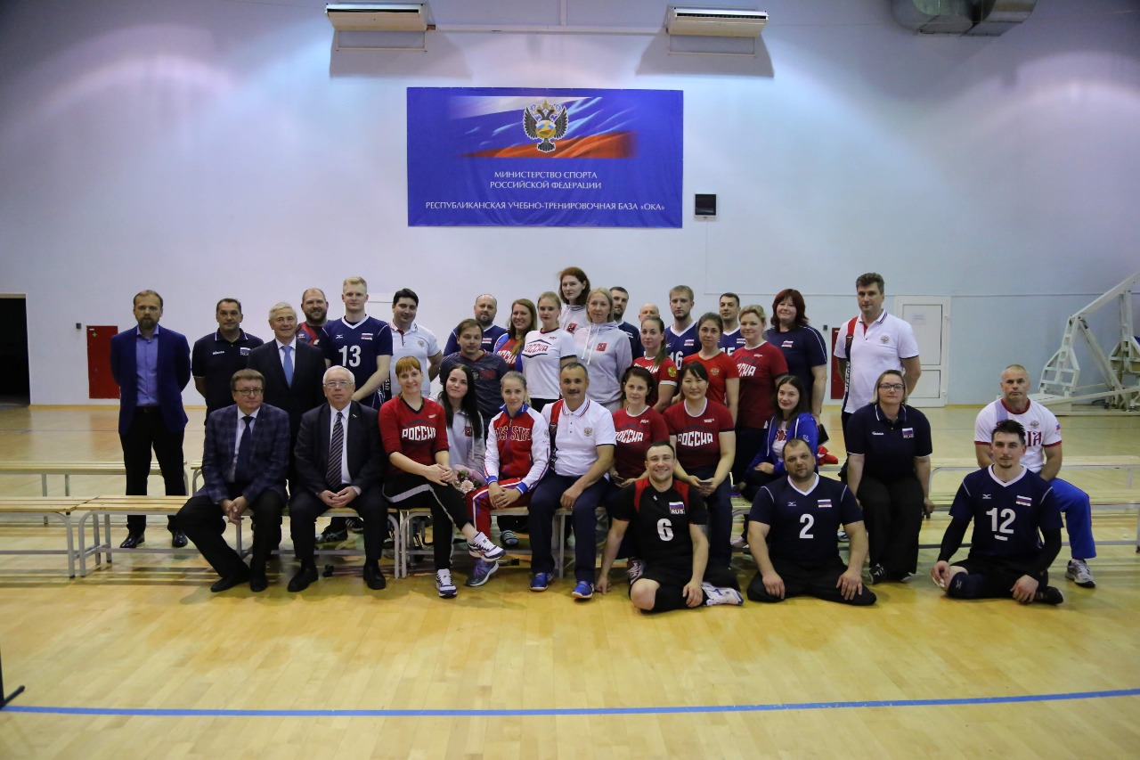 Сборные команды России по волейболу сидя прибыли в Венгрию для участия в чемпионате Европы