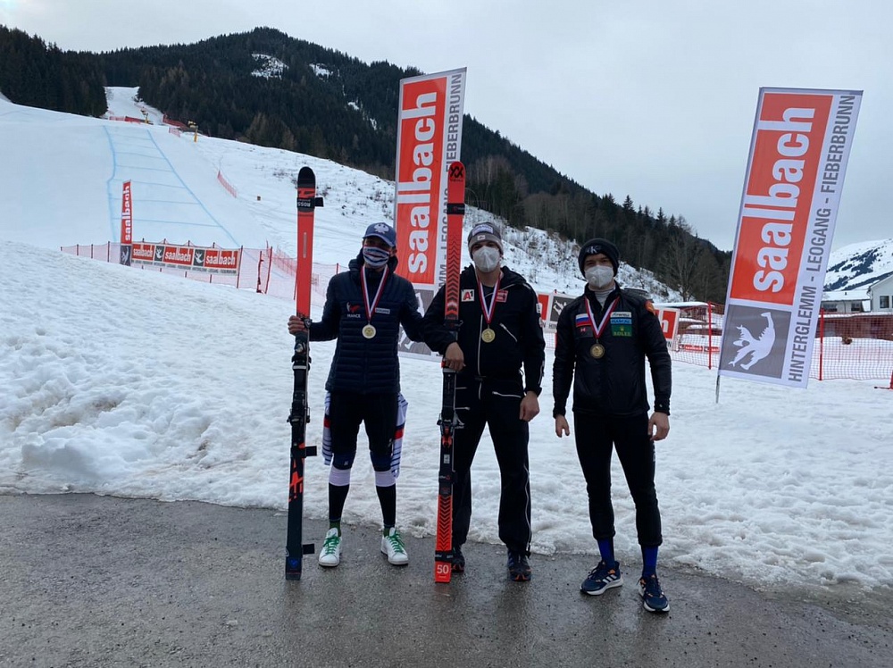 2 золотые и 2 бронзовые медали завоевала сборная России по итогу «скоростных спусков» на втором этапе Кубка мира по горнолыжному спорту МПК в Австрии