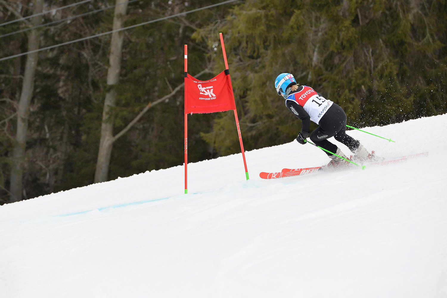 Российские горнолыжники с ПОДА ведут борьбу за награды 5-го этапа Кубка мира в Швейцарии