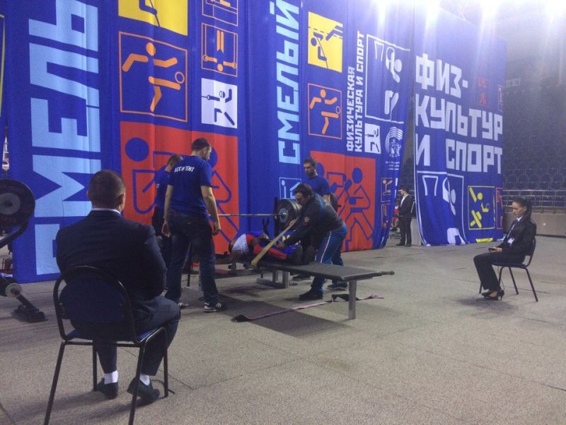 Вера Муратова и Владимир Кривуля стали победителями абсолютного зачета чемпионата России по пауэрлифтингу спорта лиц с ПОДА