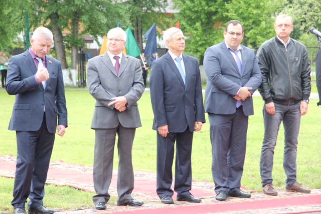 П.А. Рожков в г. Подольске принял участие в церемонии открытия спортивного стадиона в структуре Подольского социально-спортивного института 