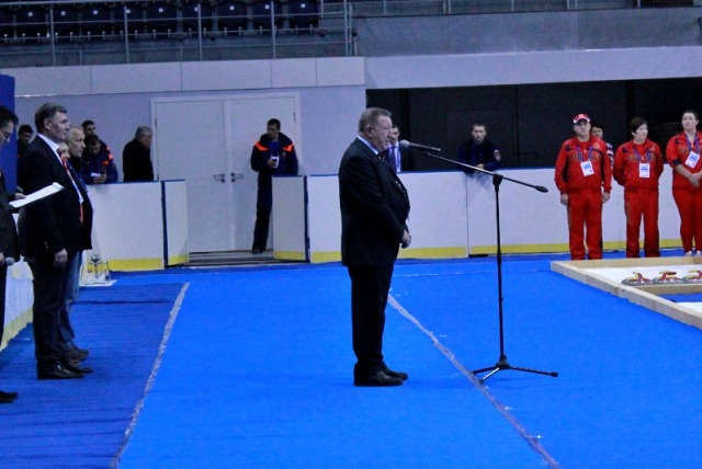 Л. Н. Селезнев в г. Сочи   принял участие в открытии 1 круга чемпионата  России по керлингу на колясках - тестового  соревнования для подготовки и проведения XI Паралимпийских зимних игр 2014 года в г. Сочи