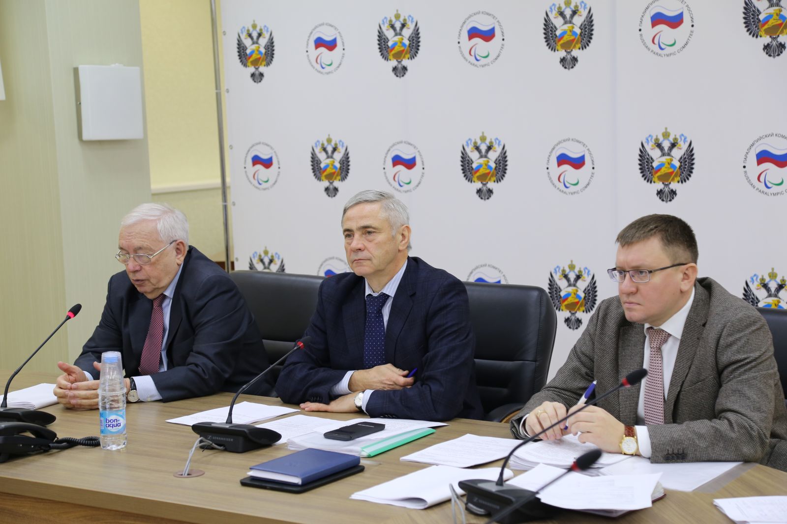 П.А. Рожков в зале Исполкома ПКР провел заседание Бюро рабочей группы ПКР по подготовке к участию в XII Паралимпийских зимних играх 2018 года в г. Пхёнчхан (Республика Корея)