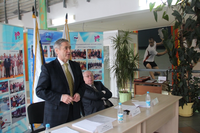 Руководители  Всероссийской федерации спорта лиц с ПОДА  во Дворце игровых видов спорта «Содружество»  приняли участие в заседании Исполкома Паралимпийского комитета России (ПКР) под руководством президента ПКР  В. П.  Лукина